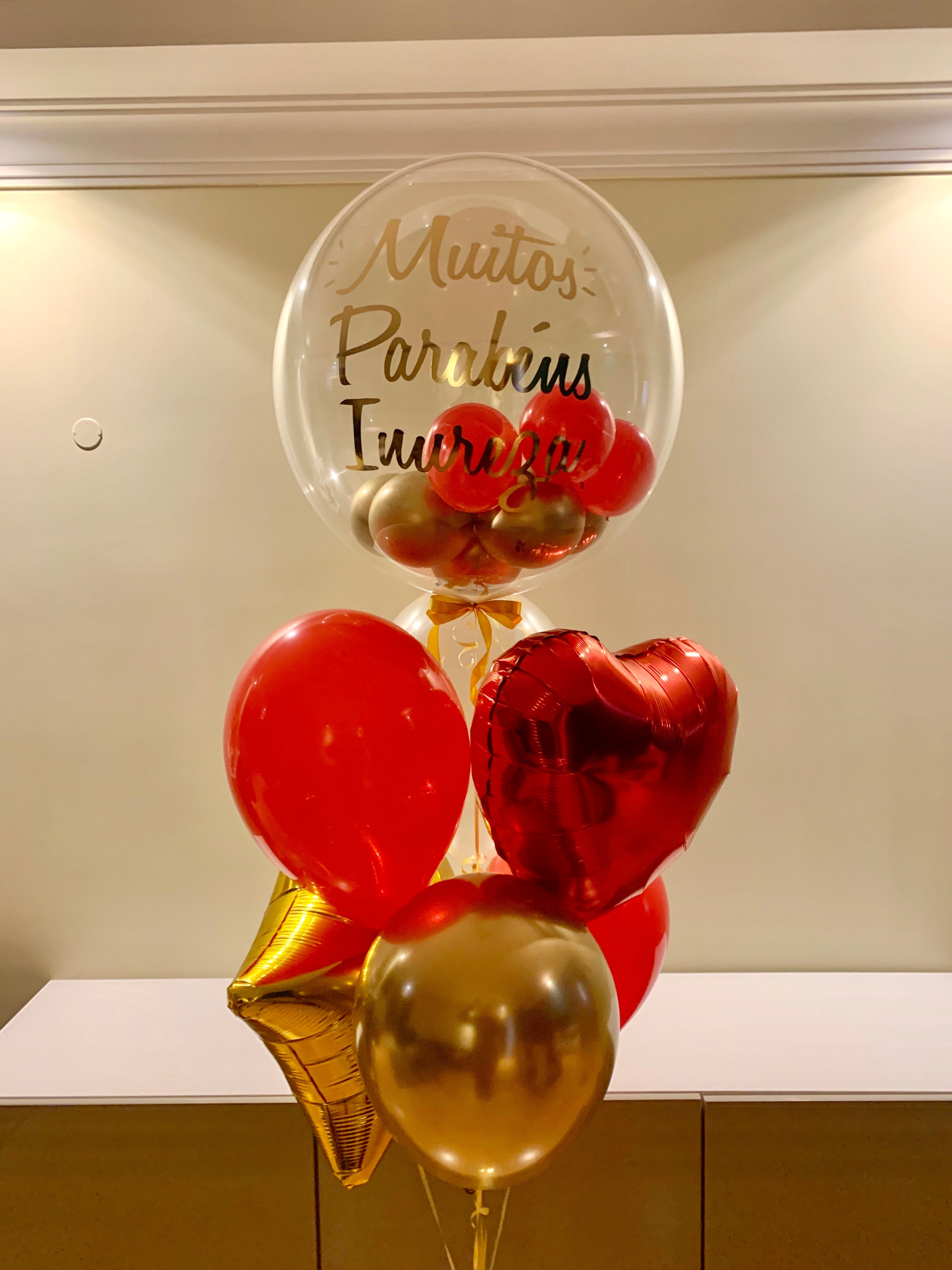 Bouquet de balões personalizado (Bubble + 4 latex + 2 foil - estrela, coração ou circulo)