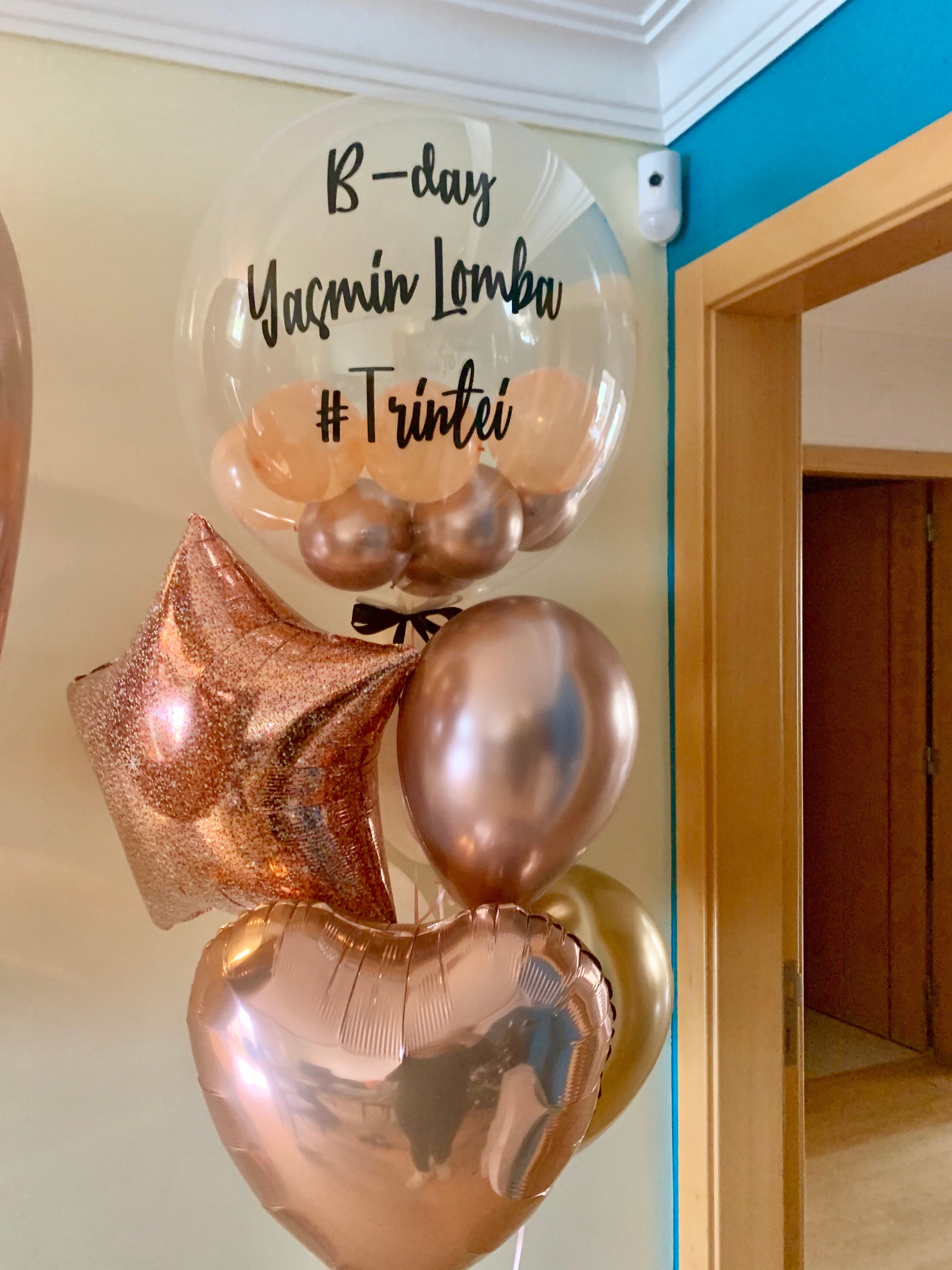 Bouquet de balões personalizado (Bubble + 4 latex + 2 foil - estrela, coração ou circulo)