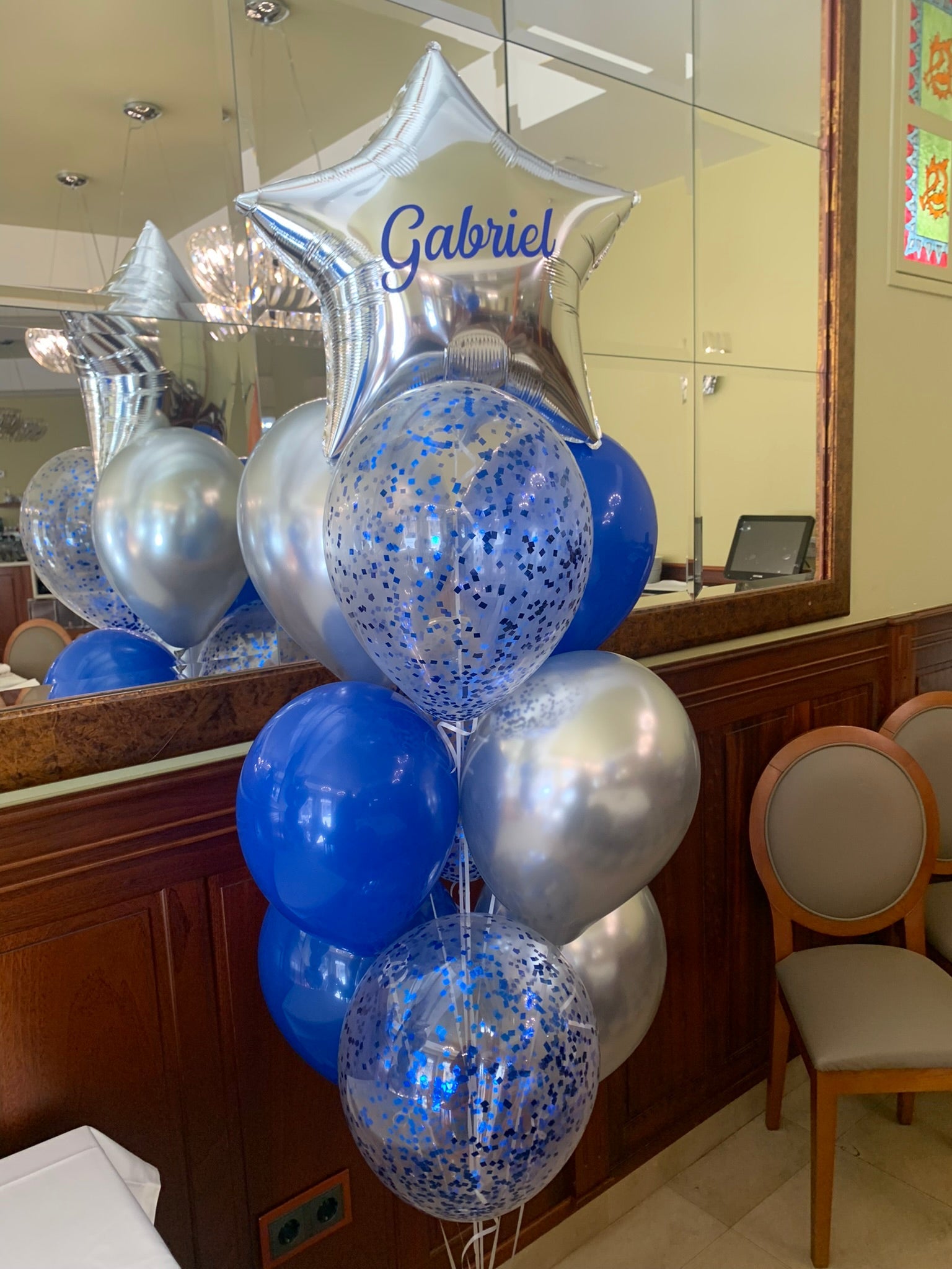 Bouquet de 9 balões latex + 1 foil personalizado