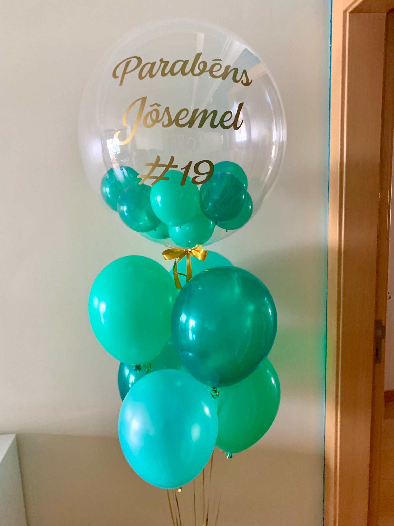 Bouquet de balões personalizado (Bubble + 6 latex)