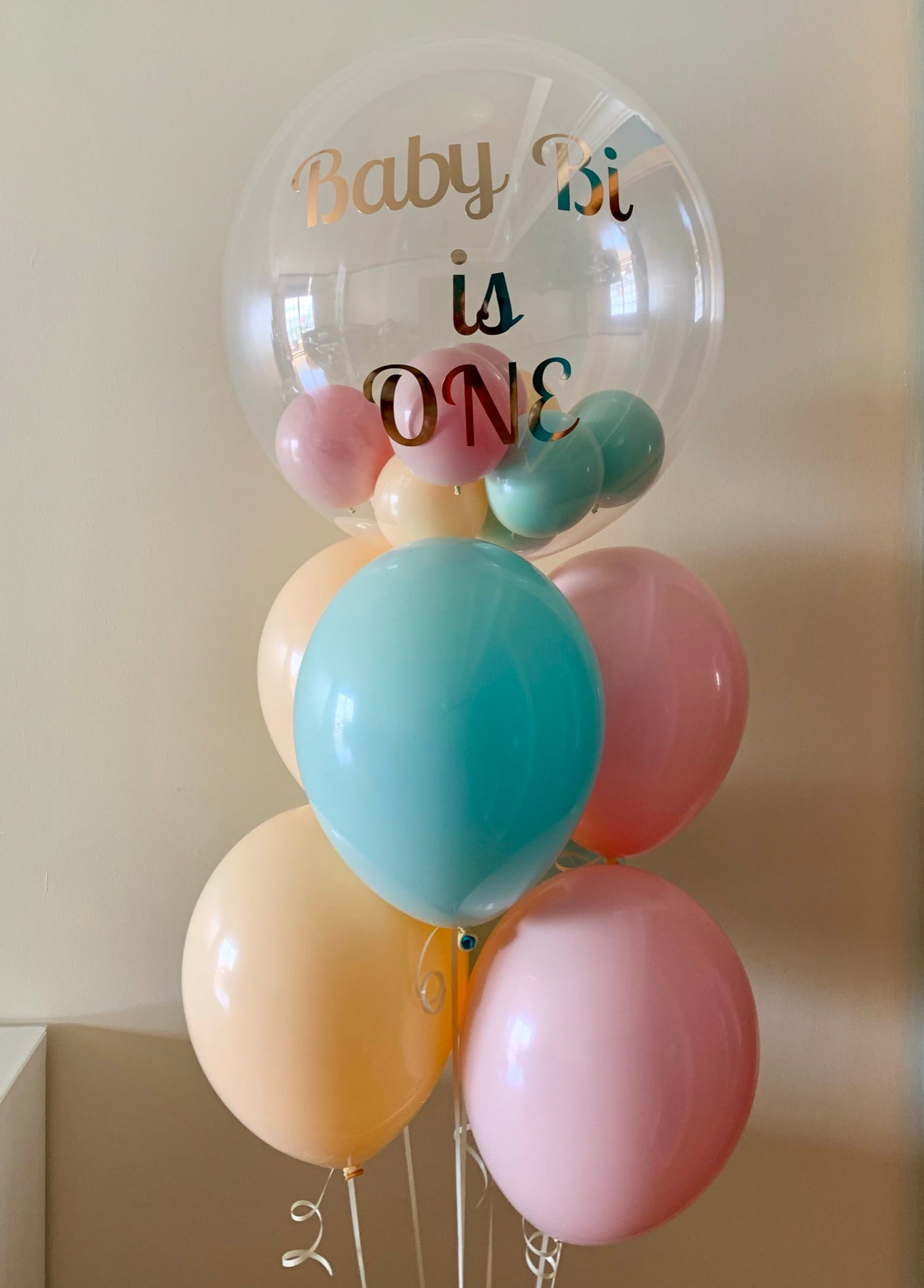 Bouquet de balões personalizado (Bubble + 6 latex)